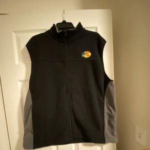 Men’s size Xl Bass Pro Shops vest with fleece lining